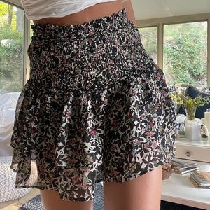 Zara skirt with ruffles (comes with built in shorts)